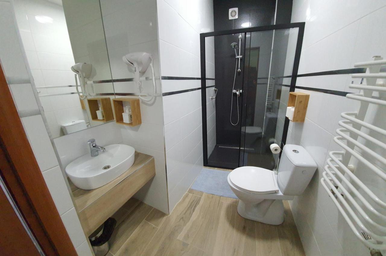 Hotel Bursztynowy Jozefow na Wisla Exterior foto