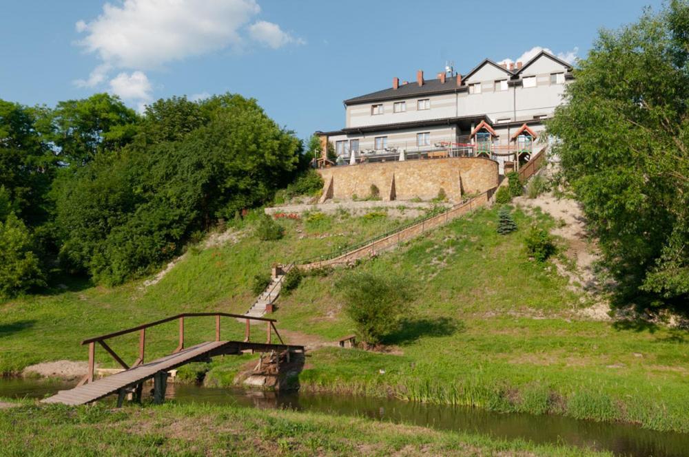 Hotel Bursztynowy Jozefow na Wisla Exterior foto